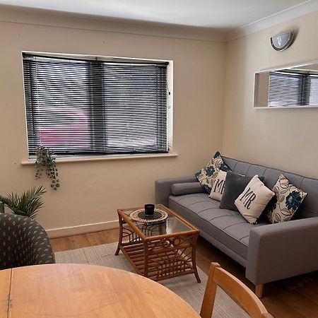 Sea Breeze Apartments Porthcawl - Ground Floor Nottage Eksteriør bilde