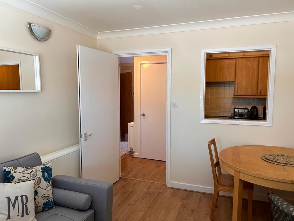 Sea Breeze Apartments Porthcawl - Ground Floor Nottage Eksteriør bilde